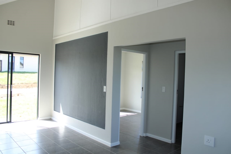 2 Bedroom Property for Sale in Kidds Beach Eastern Cape